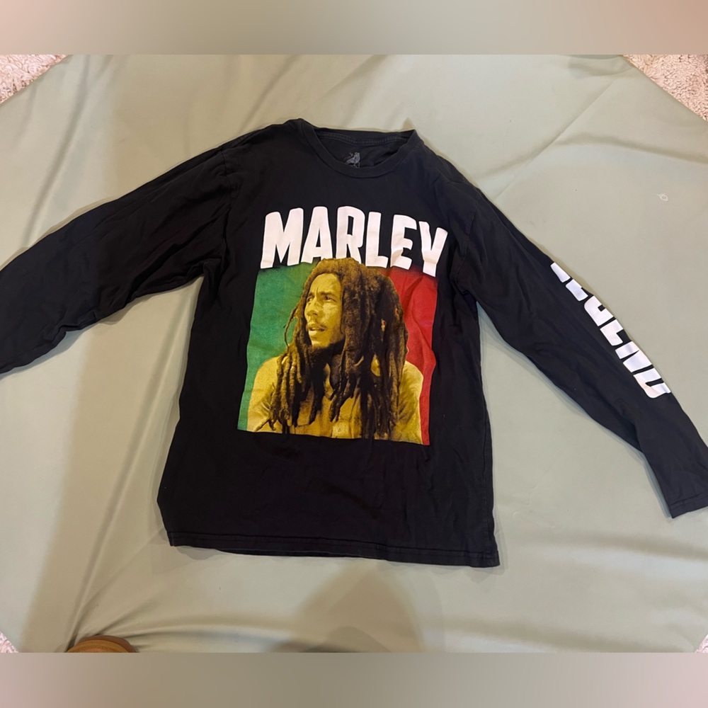 Bob Marley T-shirt Legend Zion Rootswear Black Marley Graphic Long Sleeve Tee